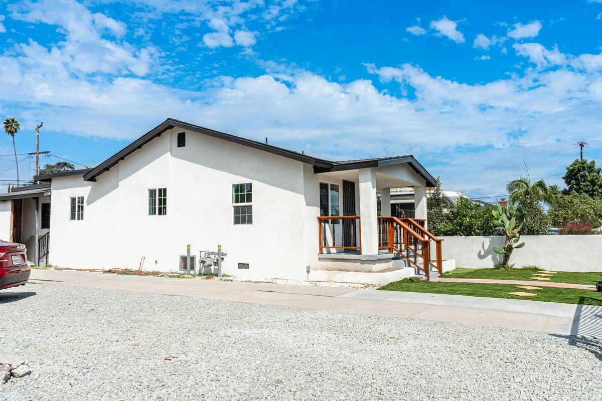 6119 Prospect Ave - Photo 3 of 18