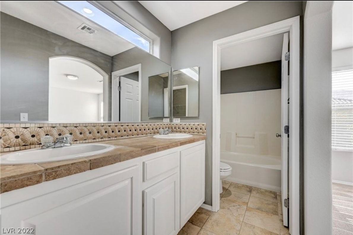 9977 Copano Bay Ave - Photo 7 of 20