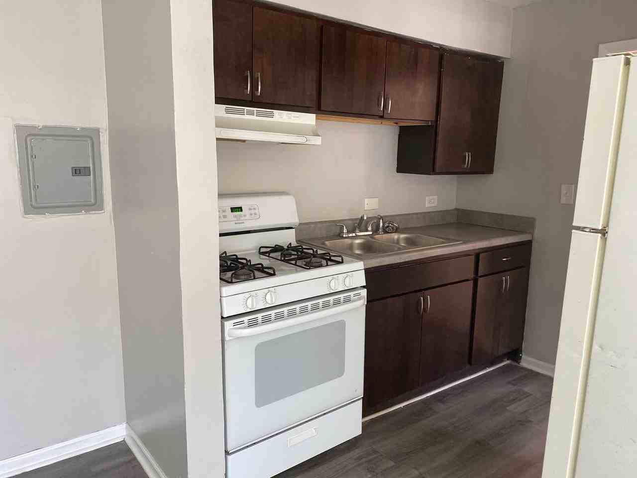 485 Buffalo Ave, Calumet City, IL - Photo 4 of 10