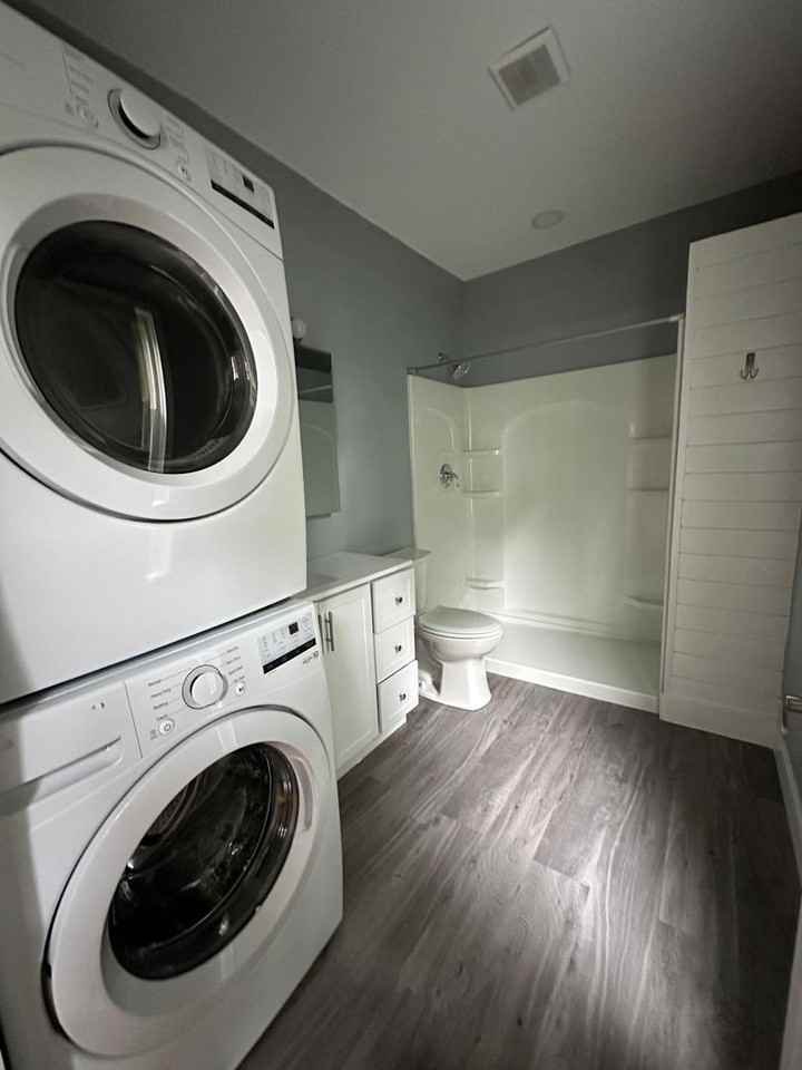 41 Eastern Ave - Photo 7 of 11