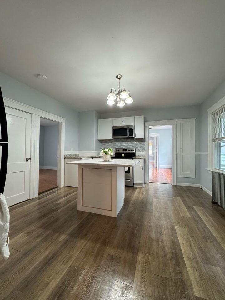 50 Elm St - Photo 2 of 9