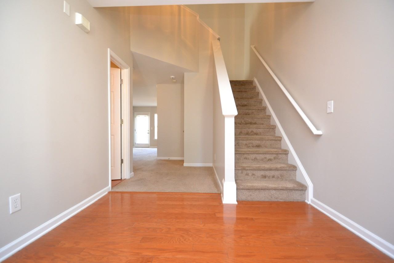 1428 Cricket Ridge Dr - Photo 2 of 47