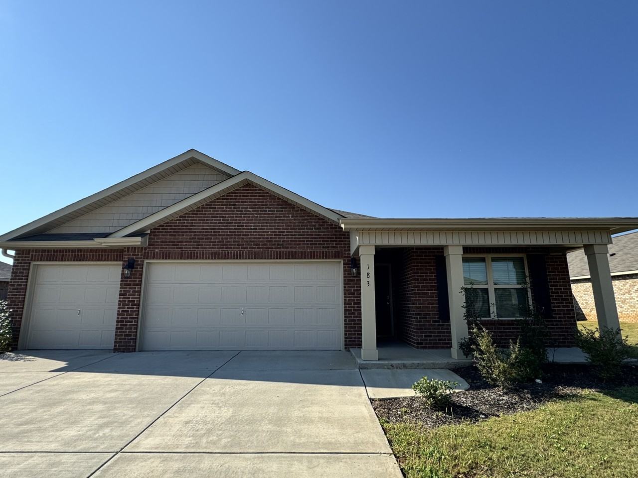 183 Tobin Ln - Photo 2 of 26