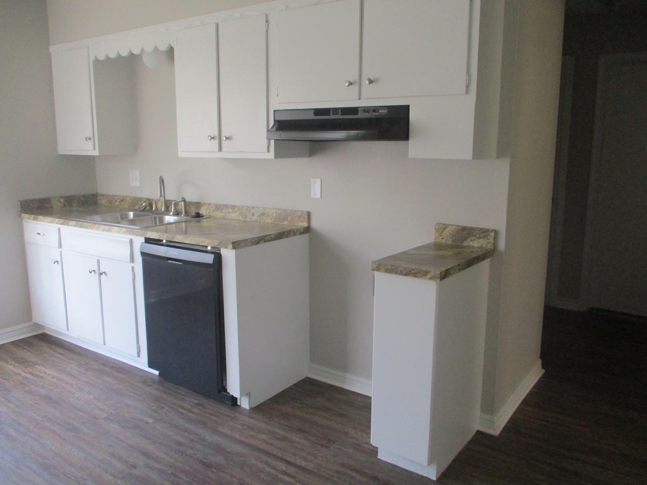 333 Nw 83rd St - Photo 4 of 12