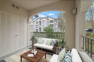 featured image of 1943 12th St #3