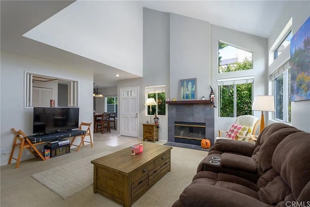 2 Summerwood - Photo 2 of 18