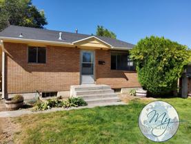 245 Locust St N - Photo 1 of 1
