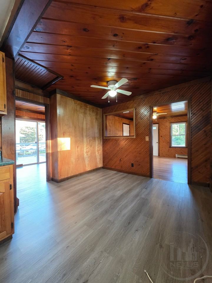 89 Oakhurst Ave - Photo 6 of 18