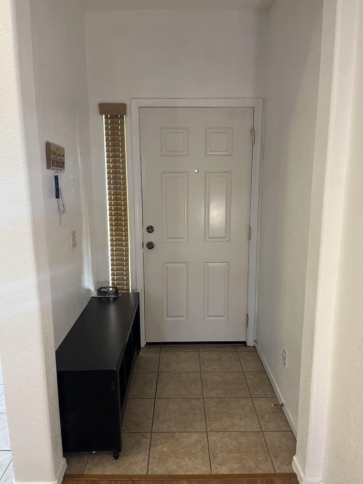 12542 W Honeysuckle St - Photo 2 of 19