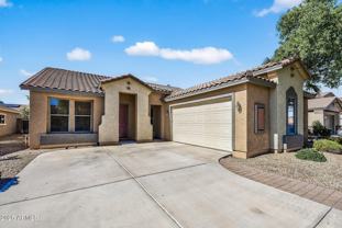 18391 W Stinson Dr - Photo 1 of 1