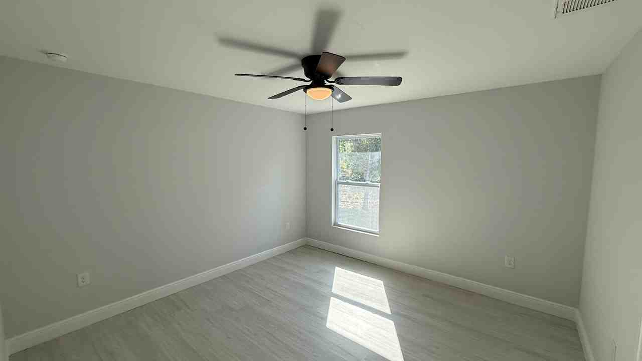 7052 Legion St - Photo 4 of 14