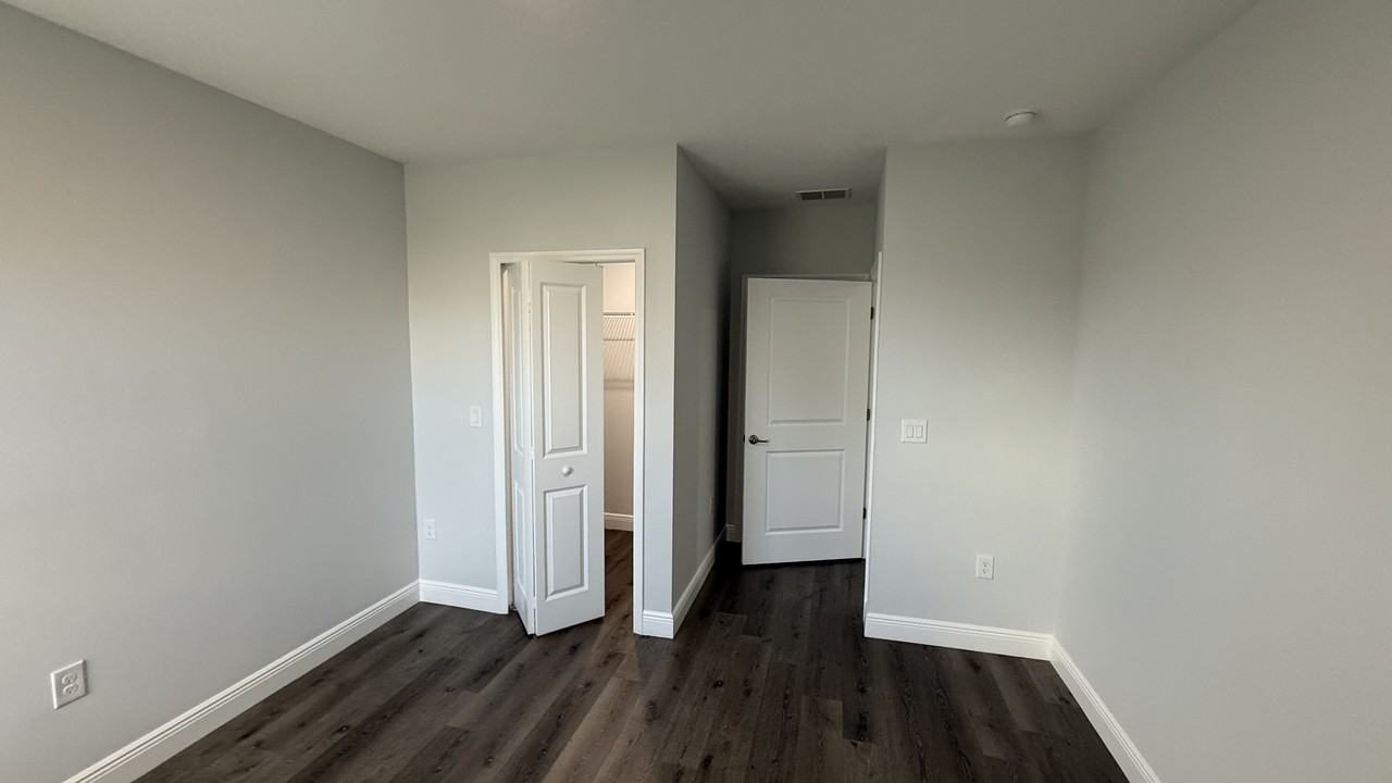 11079 Kimberly Ave - Photo 7 of 14