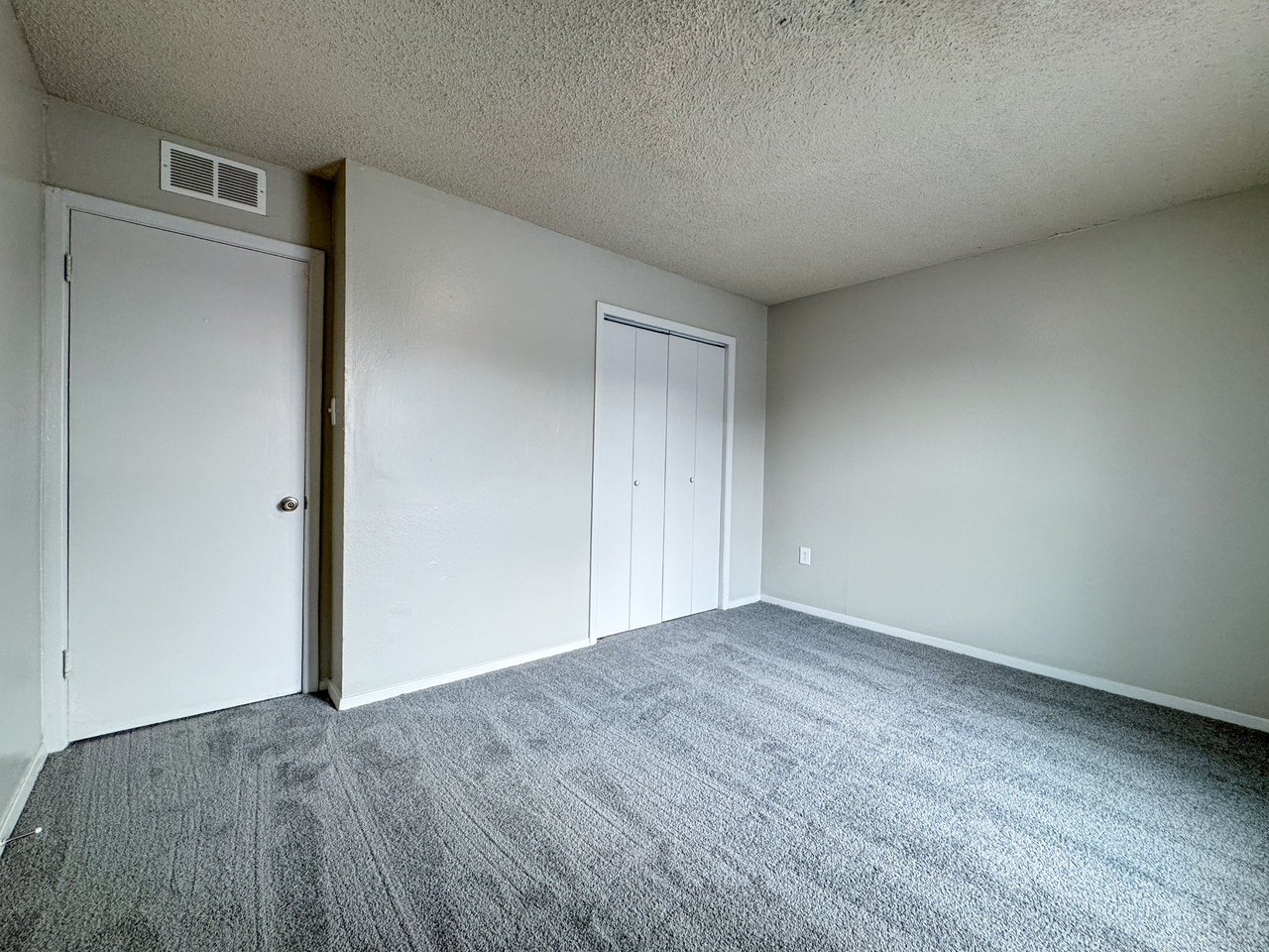 The Vibe Apartments - Photo 6 of 11