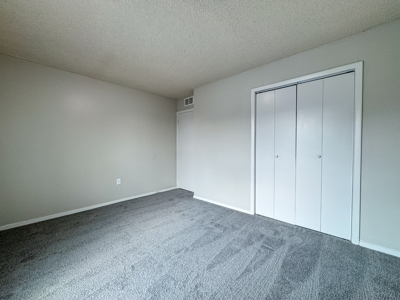 The Vibe Apartments - Photo 7 of 11