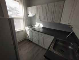 307 Dolphin St #2F - Photo 1 of 1