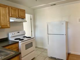 307 Dolphin St #1D - Photo 1 of 1