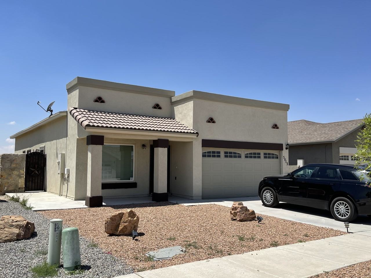 5013 Joe Castillo St #NA - Photo 3 of 27