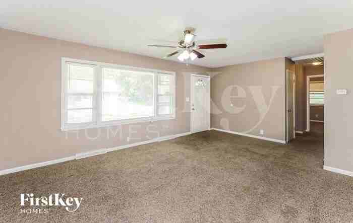 7804 Booth Ave - Photo 2 of 16