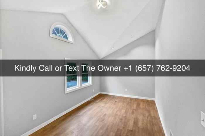 10810 Pearson St - Photo 2 of 17