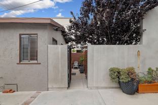 726 Palm Dr - Photo 1 of 1
