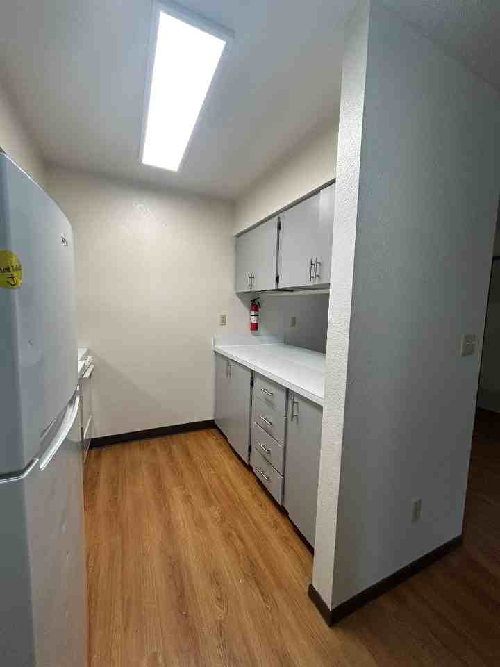 3000 W 34th Avenue - Photo 4 of 9