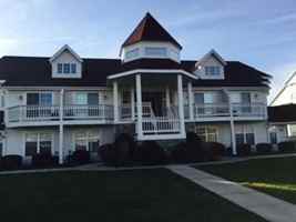 featured image of 2138 Landings Ln