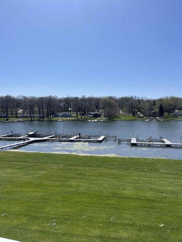 2138 Landings Ln - Photo 7 of 14