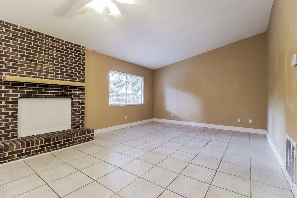 647 Redwood Dr - Photo 6 of 25