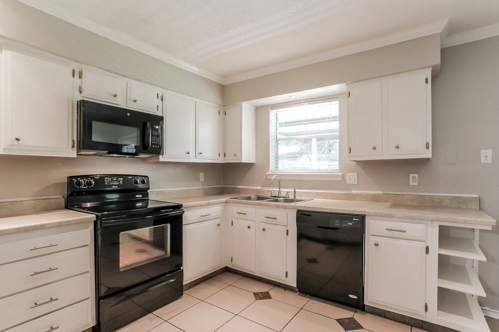 4306 Hickorygate Dr - Photo 6 of 16