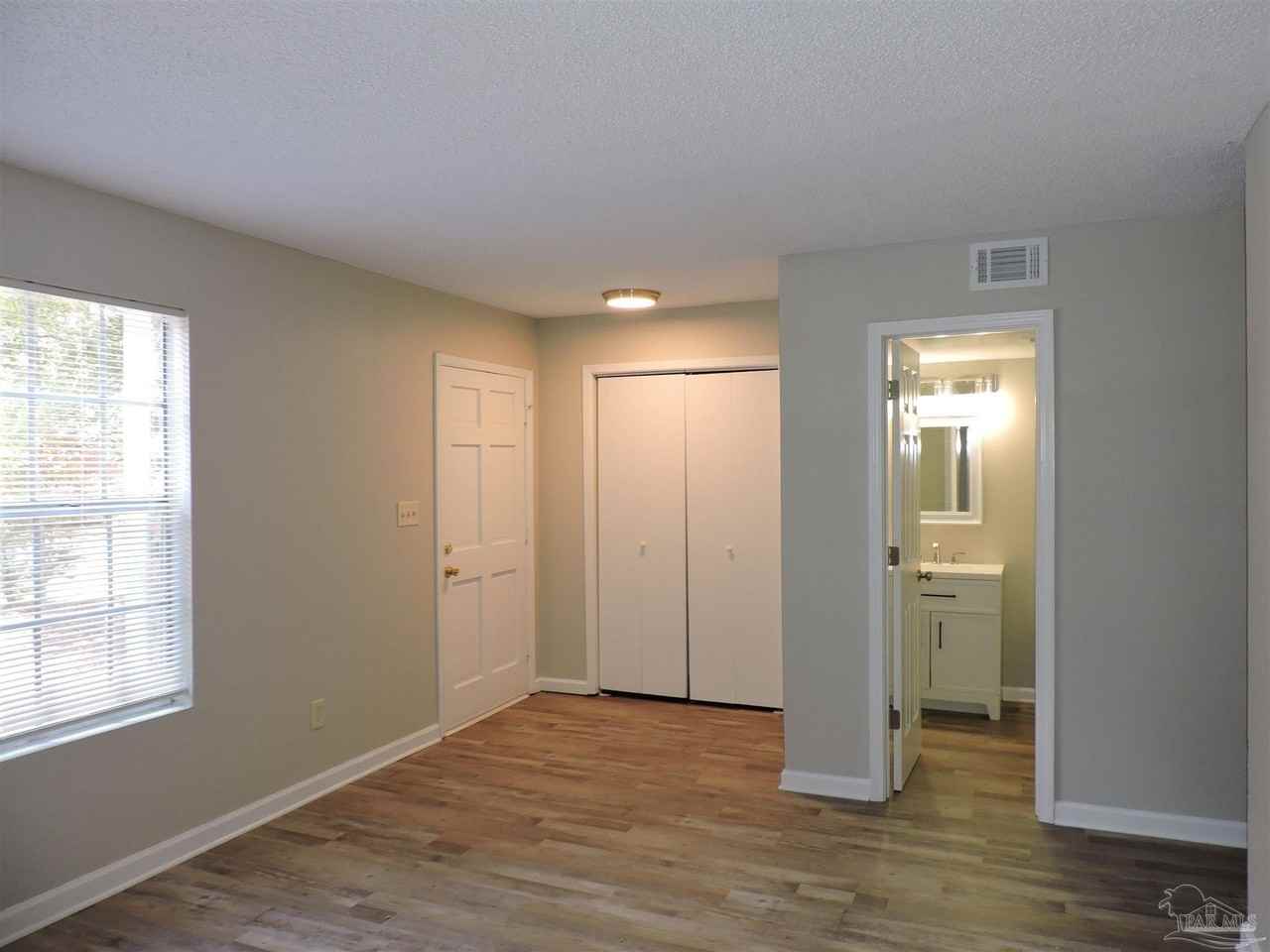 1498 John Carroll Dr - Photo 2 of 16