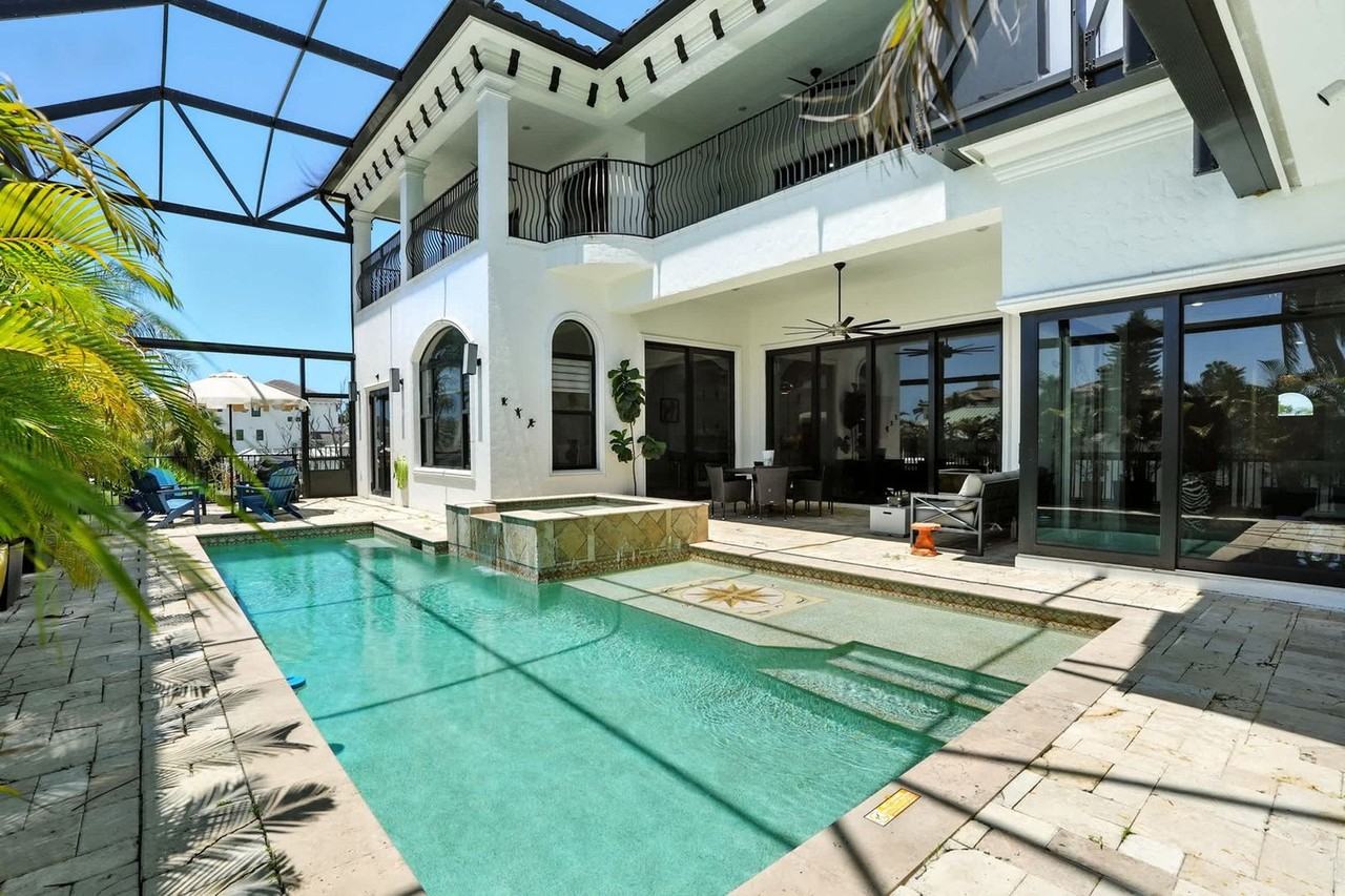 494 Seagull Ave #1296214P - Photo 5 of 50