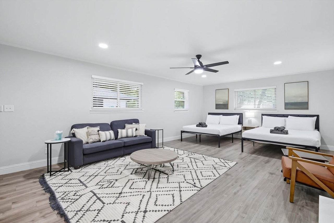 3667 High Rd #1302354P - Photo 3 of 50