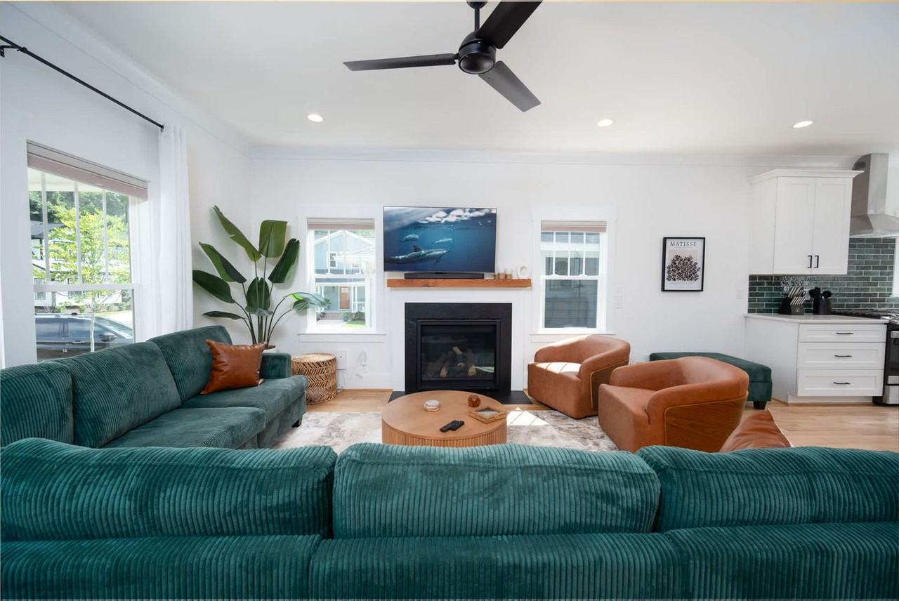 2019 James St #1300730P - Photo 2 of 50