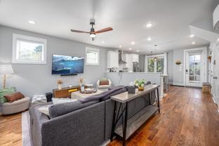 2805 Lindbergh St - Photo 1 of 1