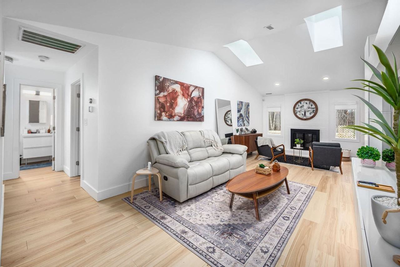 405 Reynolds Ave #1300723P - Photo 2 of 50