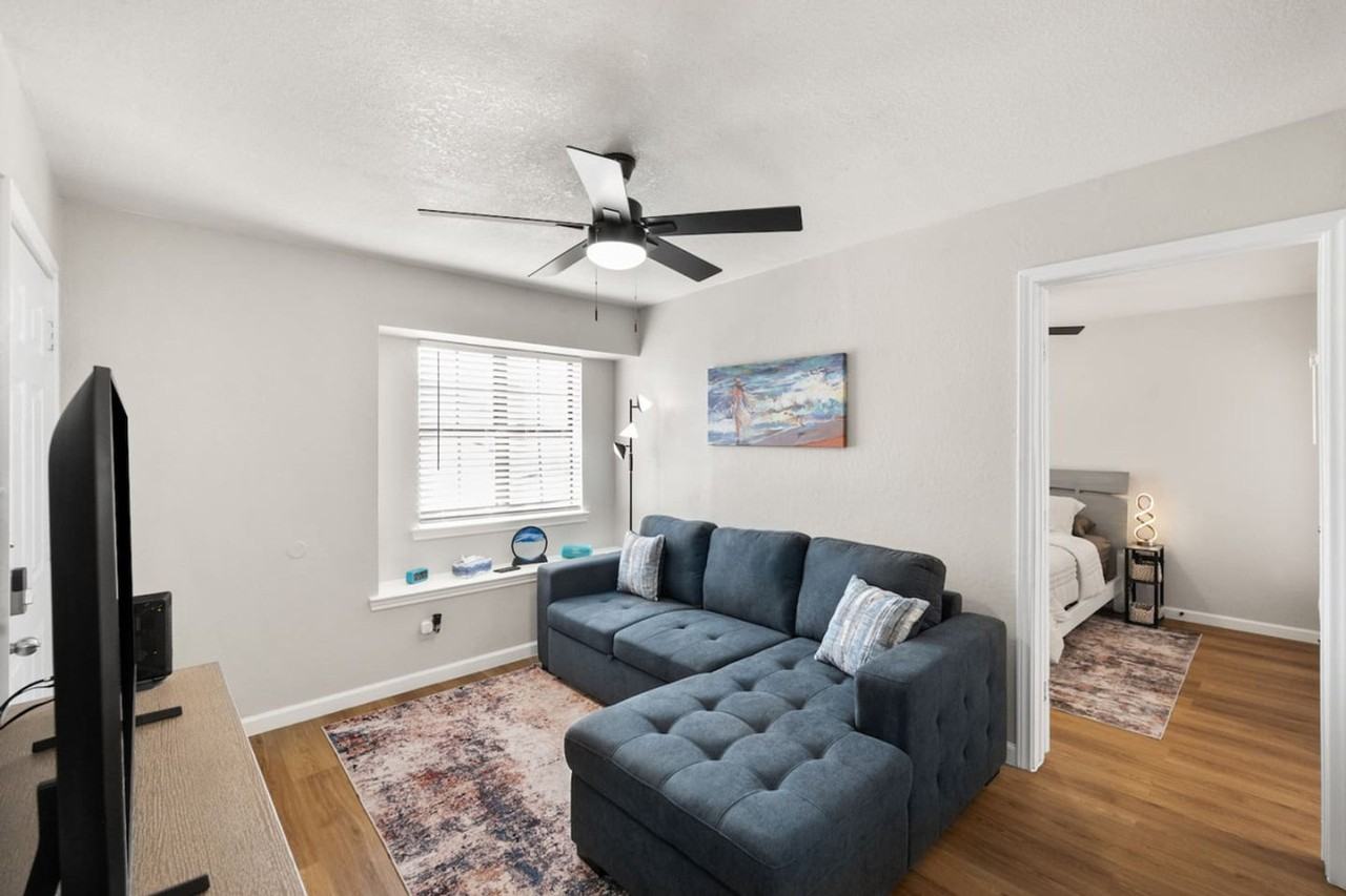 1700 Crest Point Dr #1301592P - Photo 4 of 26