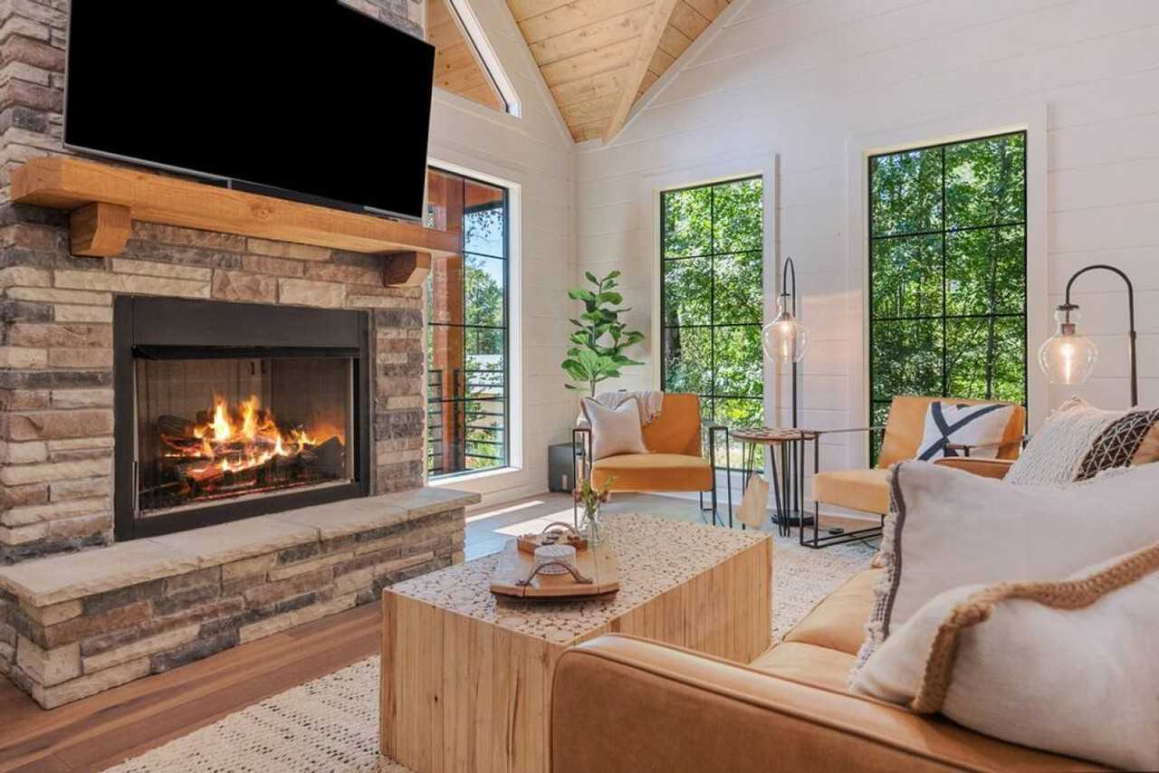 42 Hickory Ridge Rd #1301586P - Photo 7 of 50