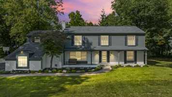 featured image of 2601 Lamplighter Lane