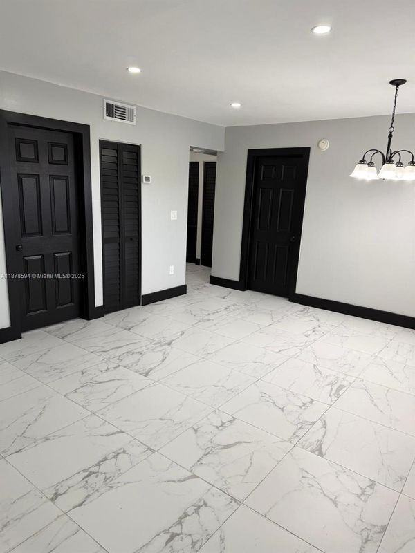 6921 Sw 129th Ave ##6 - Photo 2 of 3