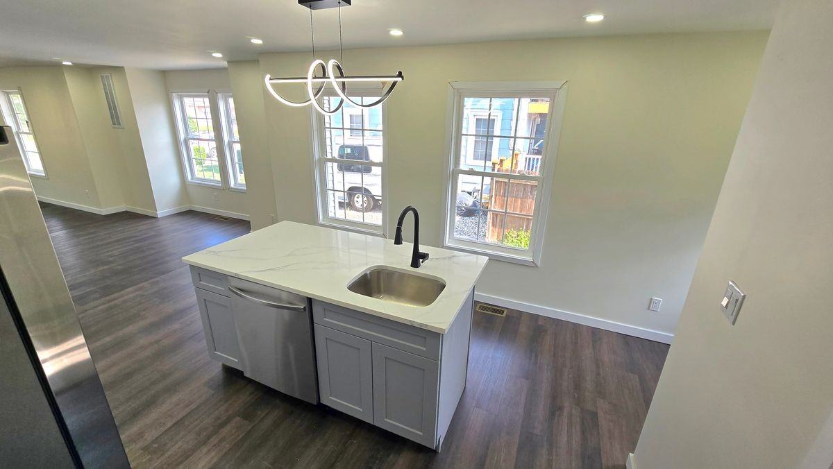33 Highland Ave - Photo 2 of 17