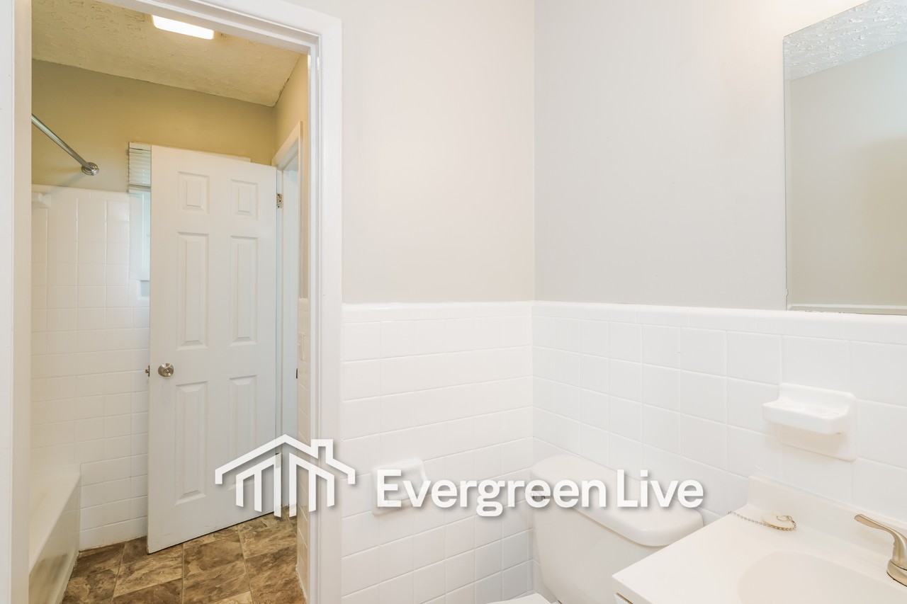 1602 St Michaels Rd - Photo 4 of 16