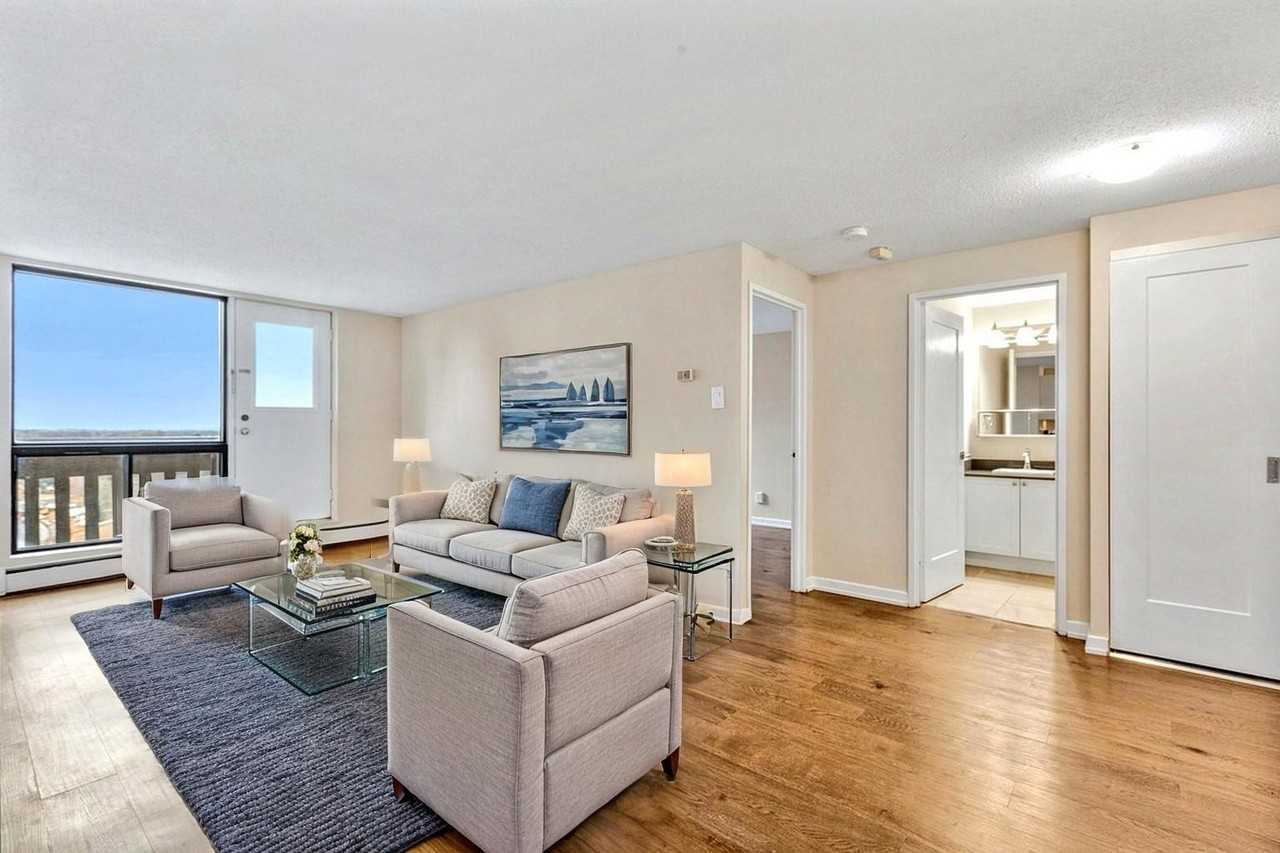 The Woodbine - Photo 5 of 10