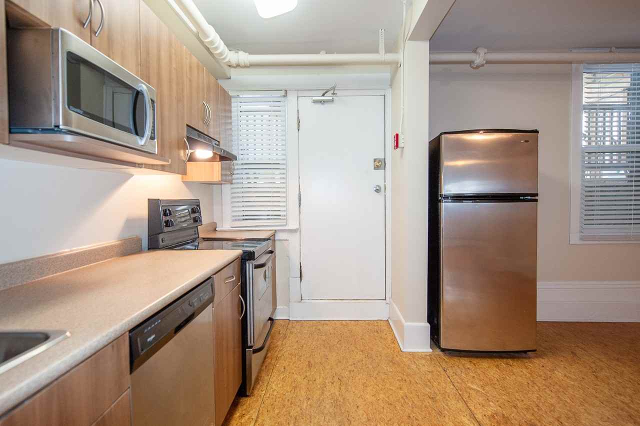 980 Wolseley Avenue - Photo 3 of 14