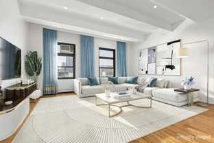 529 W 42nd St #4T - Photo 1 of 1