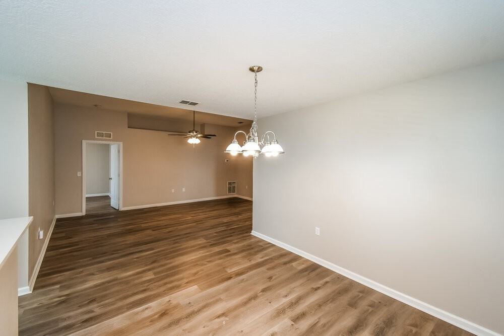 5342 Arlington Rd - Photo 7 of 16