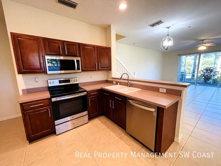 16020 Caldera Lane - Photo 6 of 38