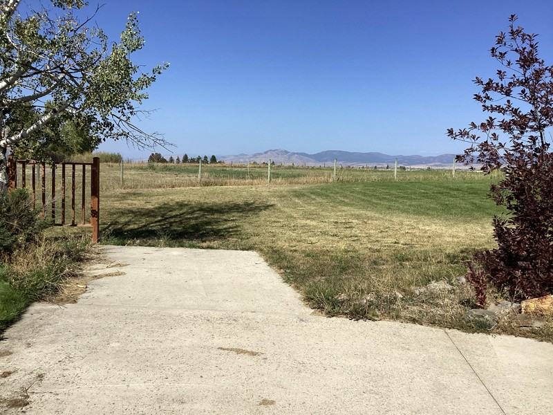 440 Stevensville Airport Rd #1 - Photo 3 of 18
