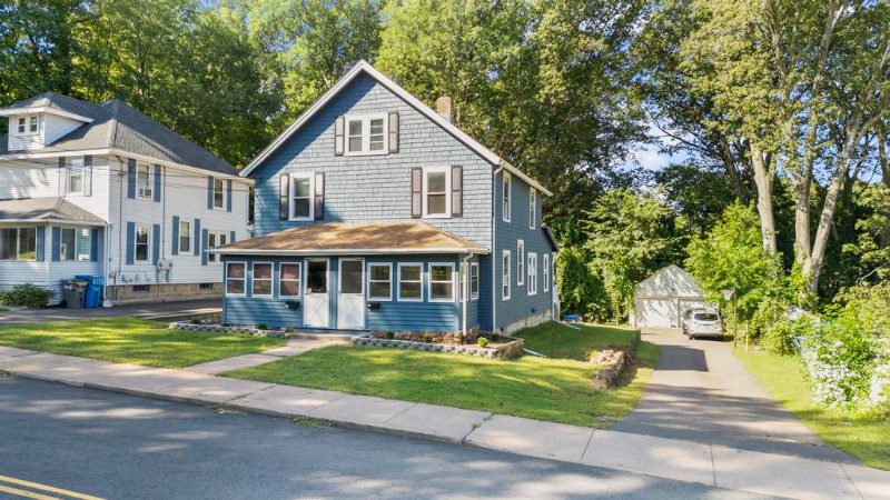 336 Summit St #338 - Photo 2 of 19