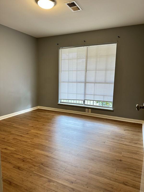 510 Owen Ave #F - Photo 3 of 5