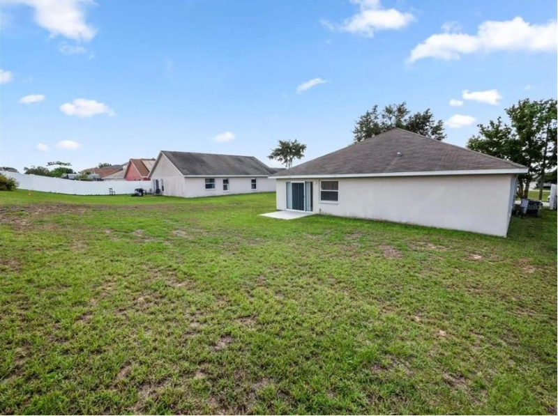 228 Grantham Dr - Photo 3 of 10